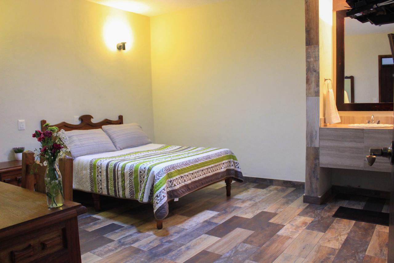 موروليا Hotel La Merced المظهر الخارجي الصورة