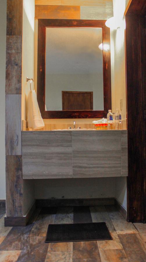 موروليا Hotel La Merced المظهر الخارجي الصورة